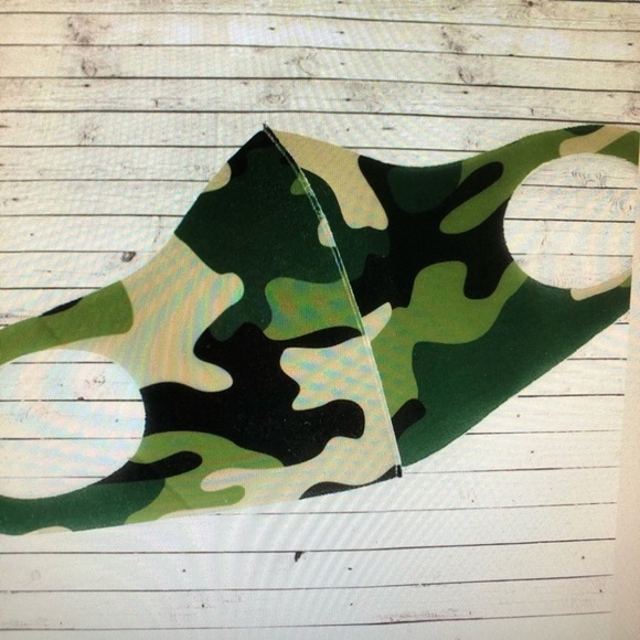Green Camo Face Mask - Picture 1 of 4